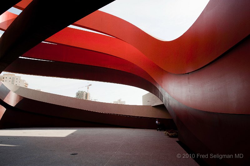 20100415_171308 D3.jpg - Design Museum Holon designed by architect Rod Arad